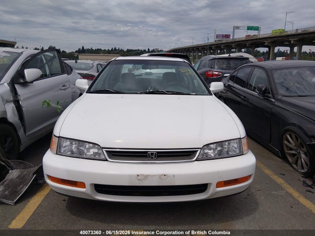 1997 Honda Accord Se მანქანა იყიდება აუქციონზე, vin: 1HGCD5604VA805461, აუქციონის ნომერი: 40073360