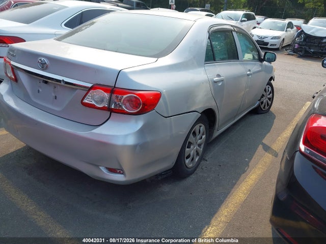 40042031 :رقم المزاد ، 2T1BU4EE9DC062260 vin ، 2013 Toyota Corolla S/le مزاد بيع