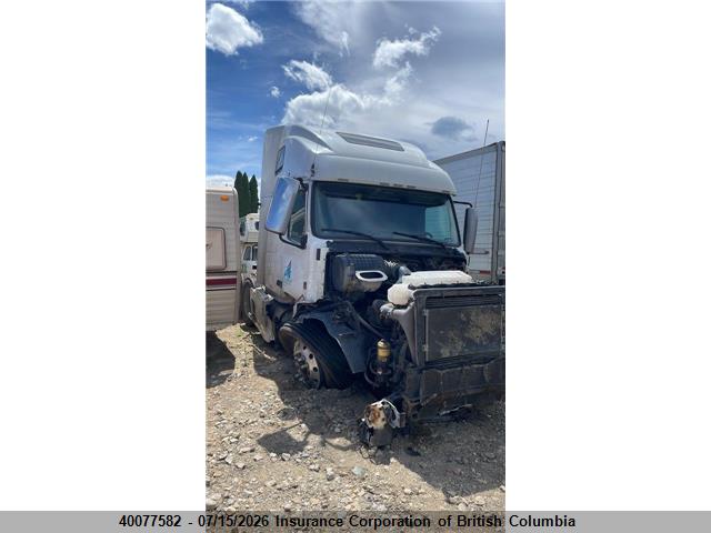 2015 Volvo Vn L მანქანა იყიდება აუქციონზე, vin: 4V4NC9EH7FN189195, აუქციონის ნომერი: 40077582