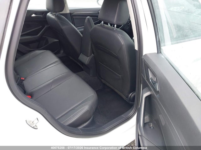 2019 Volkswagen Jetta Sel მანქანა იყიდება აუქციონზე, vin: 3VWE57BU1KM124727, აუქციონის ნომერი: 40075258