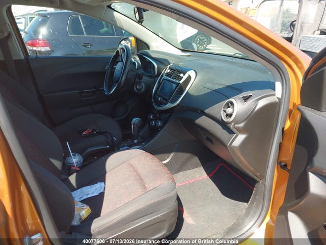 Chevrolet Sonic 2017 1G1JD6SH3H4155461 Image 5