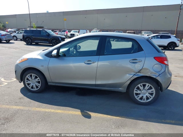 40077619 :رقم المزاد ، JM1DE1KY6D0162636 vin ، 2013 Mazda Mazda2 Gx مزاد بيع