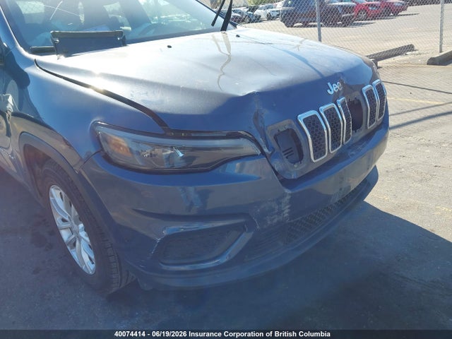1C4PJLAB8MD183854 Jeep Cherokee Sport