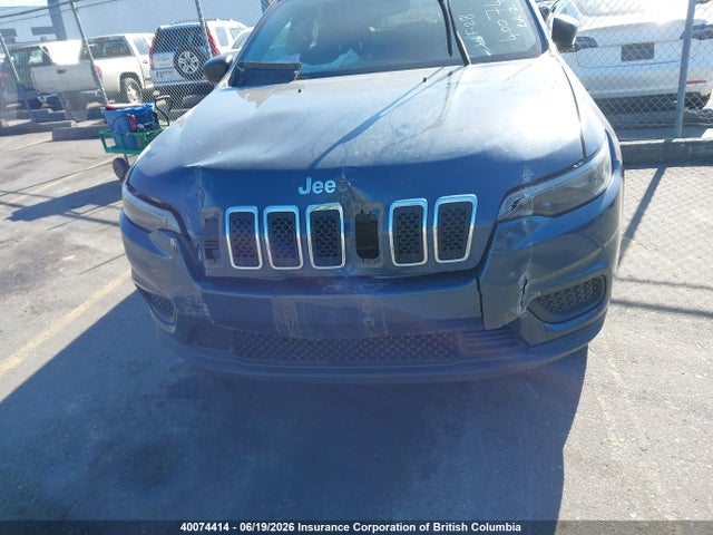 1C4PJLAB8MD183854 Jeep Cherokee Sport