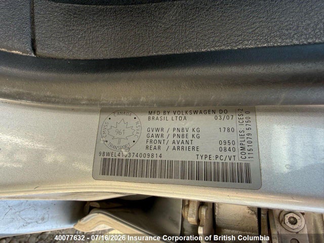 40077632 :رقم المزاد ، 9BWEL41J374009814 vin ، 2007 Volkswagen Golf مزاد بيع