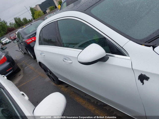 2019 Mercedes-benz A 250 4matic მანქანა იყიდება აუქციონზე, vin: WDD3F4HB8KJ104540, აუქციონის ნომერი: 40072095