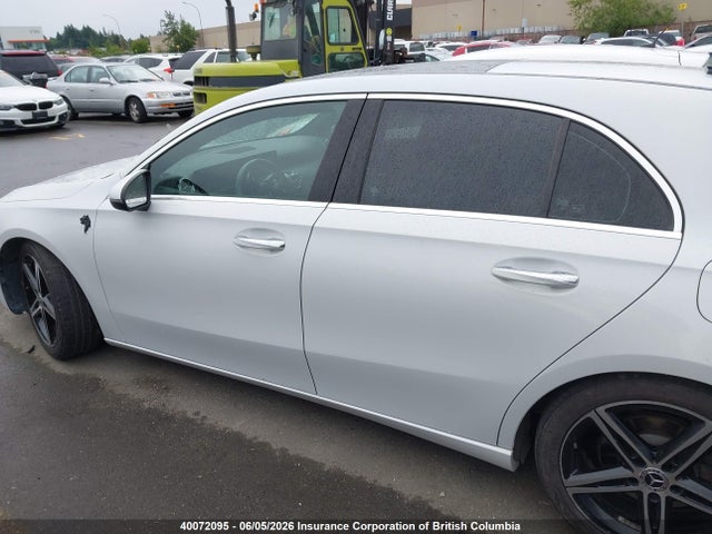2019 Mercedes-benz A 250 4matic მანქანა იყიდება აუქციონზე, vin: WDD3F4HB8KJ104540, აუქციონის ნომერი: 40072095