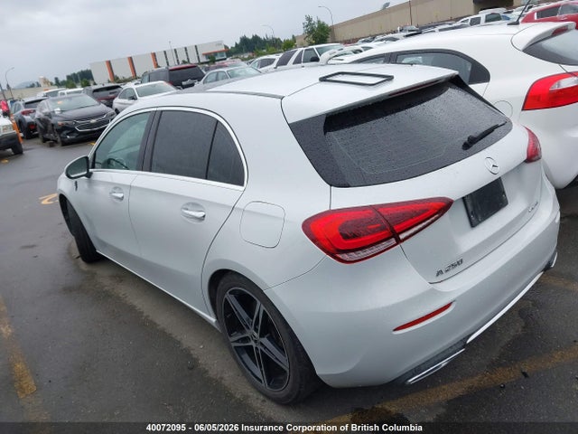 2019 Mercedes-benz A 250 4matic მანქანა იყიდება აუქციონზე, vin: WDD3F4HB8KJ104540, აუქციონის ნომერი: 40072095