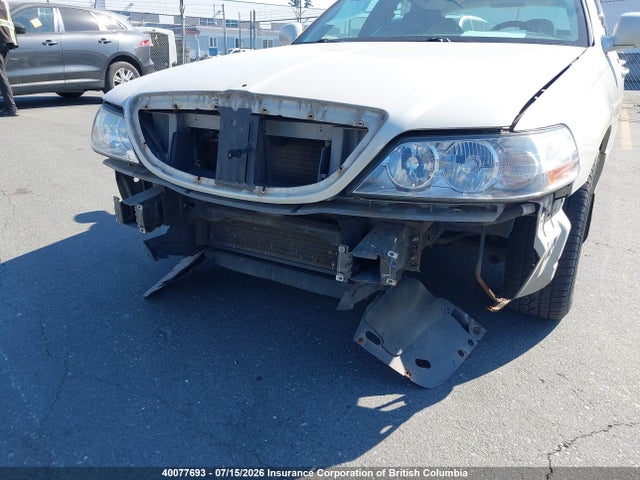 Продаж на аукціоні авто 2005 Lincoln Town Car Signature Limited, vin: 1LNHM82W45Y668153, номер лоту: 40077693
