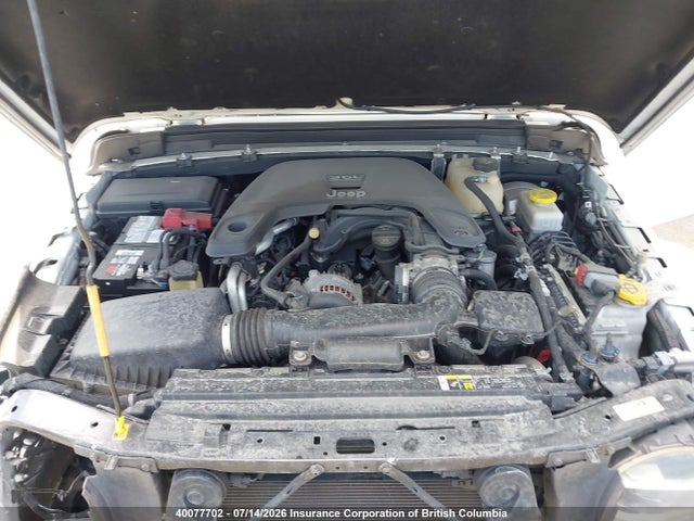 1C4HJXEG8JW101686 Jeep Wrangler Unlimited Sahara