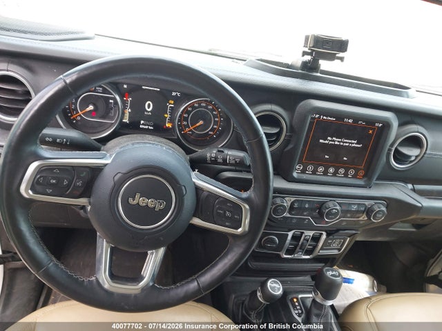 1C4HJXEG8JW101686 Jeep Wrangler Unlimited Sahara