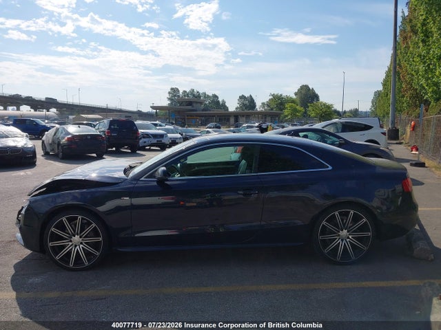 2013 Audi A5 მანქანა იყიდება აუქციონზე, vin: WAUMFBFR2DA018370, აუქციონის ნომერი: 40077719