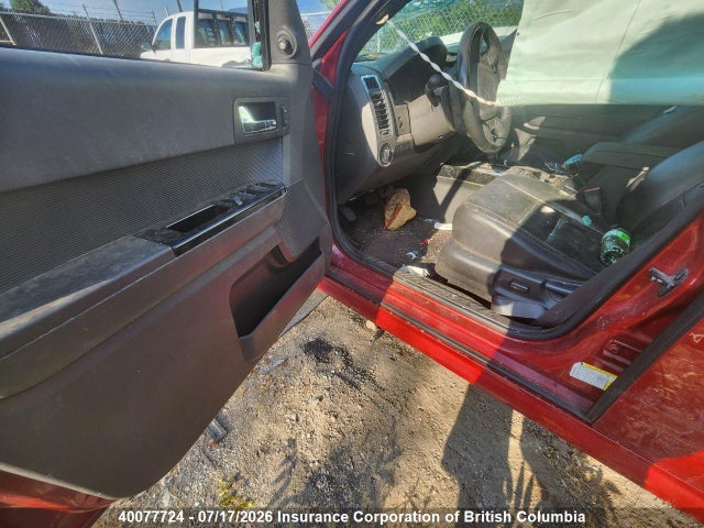 40077724 :رقم المزاد ، 1FMCU9DG8BKB31399 vin ، 2011 Ford Escape Xlt مزاد بيع