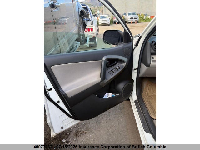 2011 Toyota Rav4 მანქანა იყიდება აუქციონზე, vin: 2T3JK4DV0BW062685, აუქციონის ნომერი: 40077732