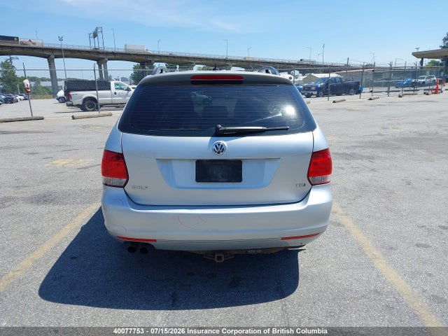 40077753 :رقم المزاد ، 3VWPL7AJ2BM680390 vin ، 2011 Volkswagen Golf مزاد بيع