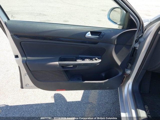 40077753 :رقم المزاد ، 3VWPL7AJ2BM680390 vin ، 2011 Volkswagen Golf مزاد بيع