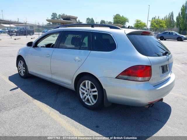 40077753 :رقم المزاد ، 3VWPL7AJ2BM680390 vin ، 2011 Volkswagen Golf مزاد بيع