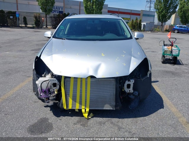 40077753 :رقم المزاد ، 3VWPL7AJ2BM680390 vin ، 2011 Volkswagen Golf مزاد بيع