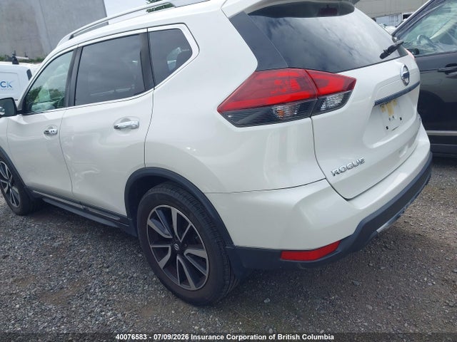2018 Nissan Rogue S/sl/sv მანქანა იყიდება აუქციონზე, vin: JN8AT2MV7JW319377, აუქციონის ნომერი: 40076583