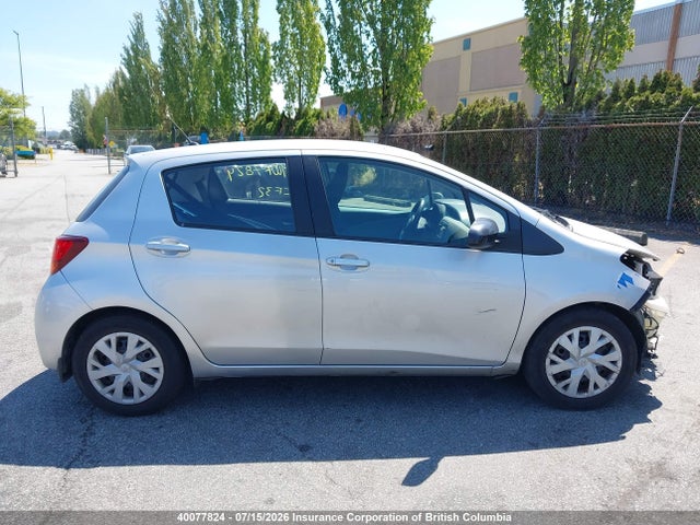 VNKKTUD3XFA034727 Toyota Yaris