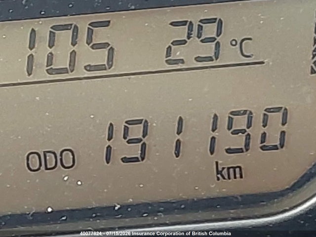 VNKKTUD3XFA034727 Toyota Yaris