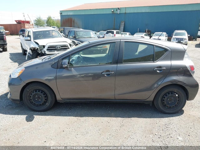 2012 Toyota Prius C მანქანა იყიდება აუქციონზე, vin: JTDKDTB39C1027850, აუქციონის ნომერი: 40076458