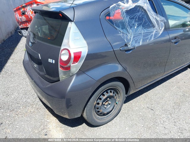 2012 Toyota Prius C მანქანა იყიდება აუქციონზე, vin: JTDKDTB39C1027850, აუქციონის ნომერი: 40076458