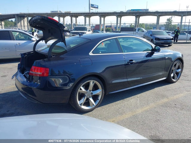 40077836 :رقم المزاد ، WAUSFBFR9BA038734 vin ، 2011 Audi A5 مزاد بيع