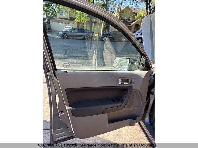 40077858 :رقم المزاد ، 1FAHP34N48W271034 vin ، 2008 Ford Focus مزاد بيع