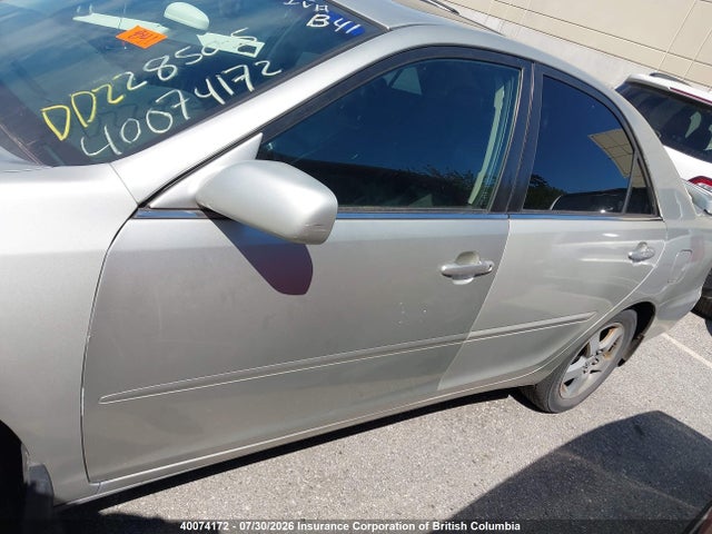 40074172 :رقم المزاد ، JTDBF30K330092784 vin ، 2003 Toyota Camry Le/xle مزاد بيع