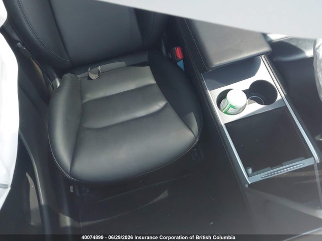 7SAYGDEE1NF367317 Tesla Model Y