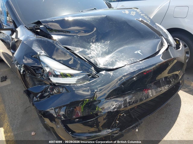7SAYGDEE1NF367317 Tesla Model Y