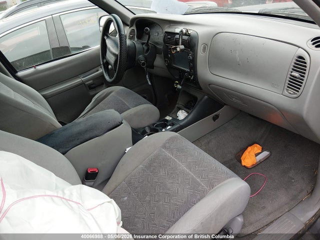 Продажа на аукционе авто 2001 Ford Explorer Xlt, vin: 1FMDU63E41ZA37190, номер лота: 40066988