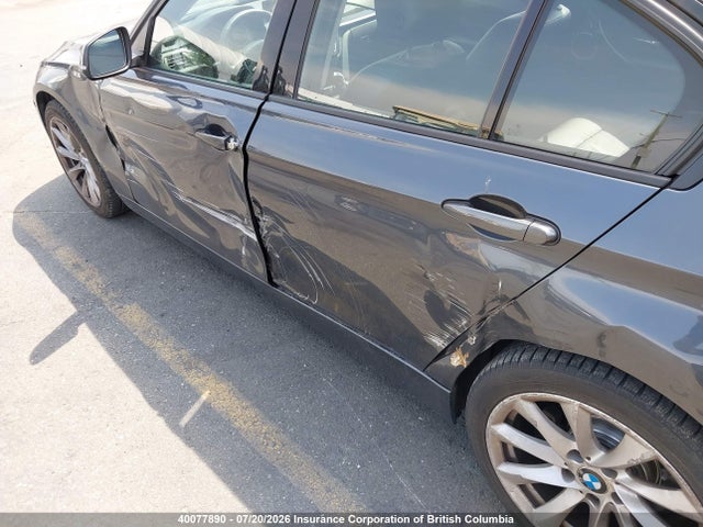 40077890 :رقم المزاد ، WBA3C3C50DF146783 vin ، 2013 Bmw 320i مزاد بيع