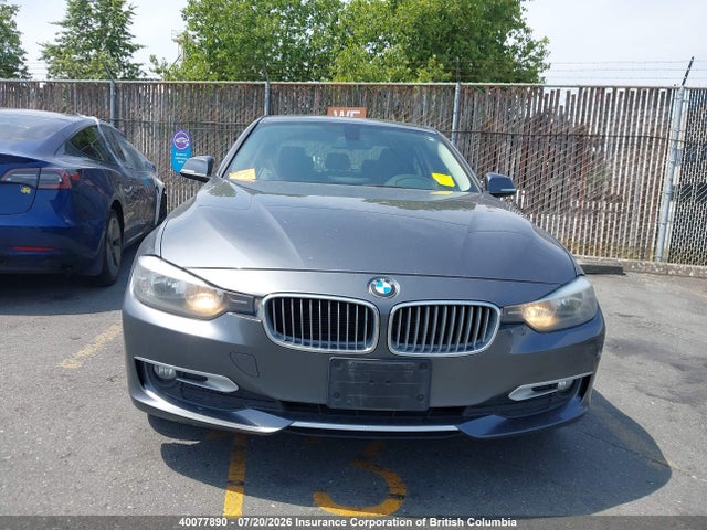 40077890 :رقم المزاد ، WBA3C3C50DF146783 vin ، 2013 Bmw 320i مزاد بيع