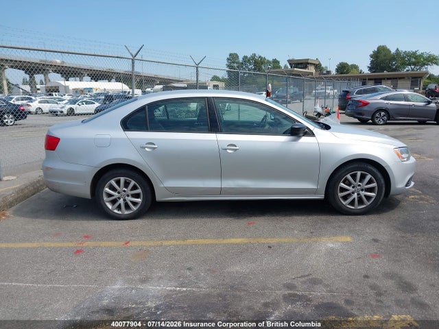 2011 Volkswagen Jetta მანქანა იყიდება აუქციონზე, vin: 3VW1K7AJ5BM384529, აუქციონის ნომერი: 40077904