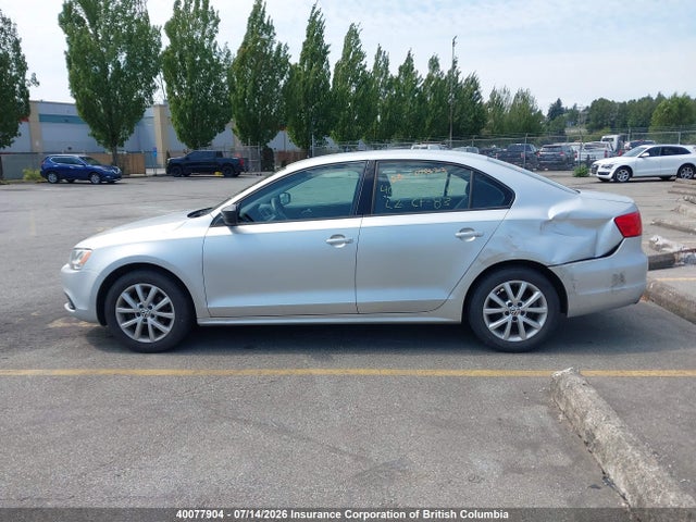 2011 Volkswagen Jetta მანქანა იყიდება აუქციონზე, vin: 3VW1K7AJ5BM384529, აუქციონის ნომერი: 40077904