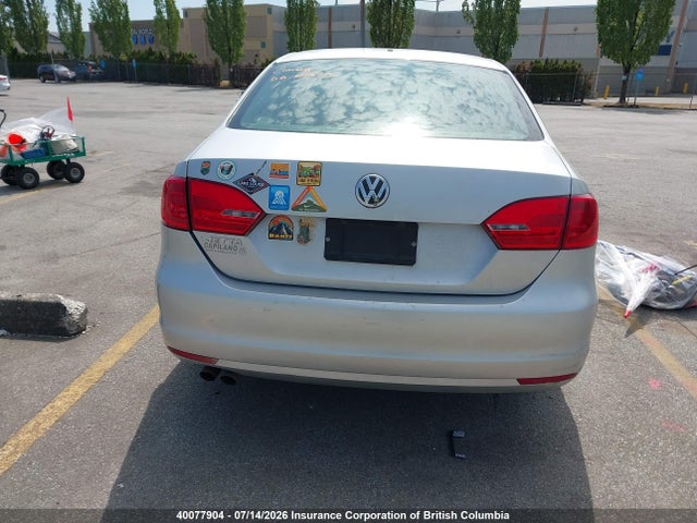 2011 Volkswagen Jetta მანქანა იყიდება აუქციონზე, vin: 3VW1K7AJ5BM384529, აუქციონის ნომერი: 40077904
