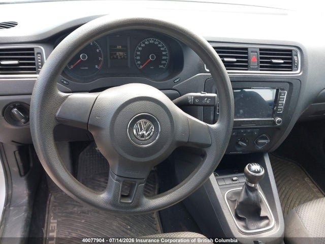 2011 Volkswagen Jetta მანქანა იყიდება აუქციონზე, vin: 3VW1K7AJ5BM384529, აუქციონის ნომერი: 40077904