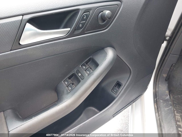 2011 Volkswagen Jetta მანქანა იყიდება აუქციონზე, vin: 3VW1K7AJ5BM384529, აუქციონის ნომერი: 40077904