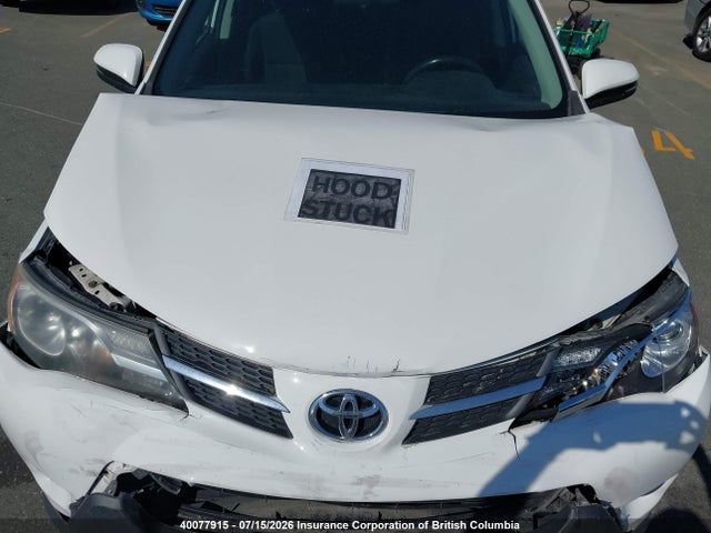 2T3BFREV0EW154002 Toyota RAV4