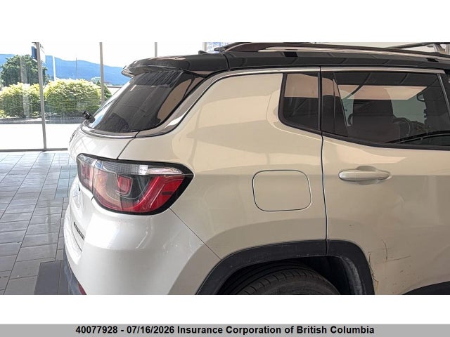 3C4NJDCB1JT107392 Jeep Compass Limited