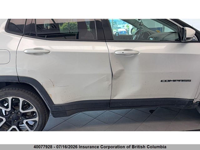 3C4NJDCB1JT107392 Jeep Compass Limited