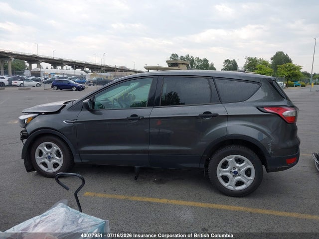 40077951 :رقم المزاد ، 1FMCU0F76JUB00714 vin ، 2018 Ford Escape S مزاد بيع