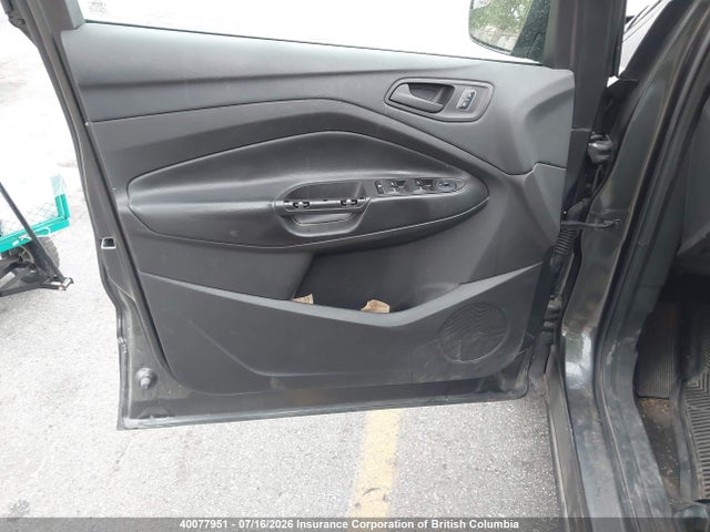40077951 :رقم المزاد ، 1FMCU0F76JUB00714 vin ، 2018 Ford Escape S مزاد بيع