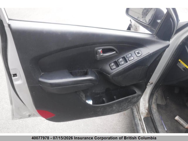Hyundai TUCSON GLS 2015 KM8JT3AF5FU095099 Image 12