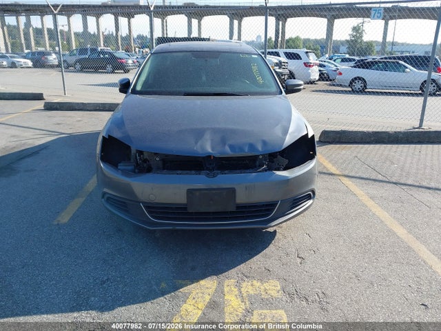 2013 Volkswagen Jetta მანქანა იყიდება აუქციონზე, vin: 3VWDX7AJ9DM245201, აუქციონის ნომერი: 40077982