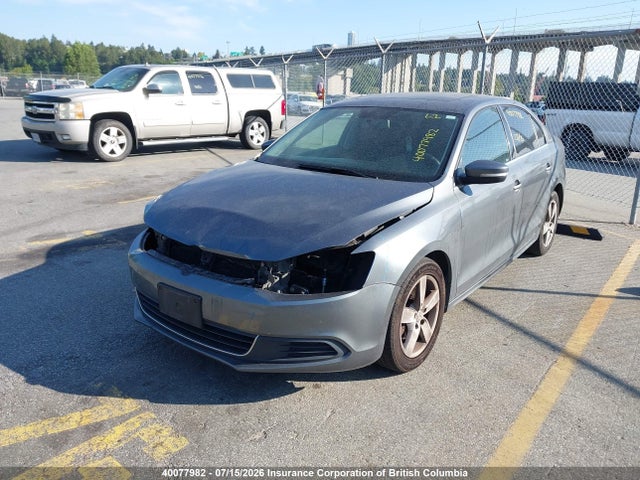 2013 Volkswagen Jetta მანქანა იყიდება აუქციონზე, vin: 3VWDX7AJ9DM245201, აუქციონის ნომერი: 40077982