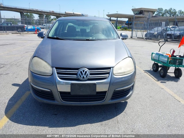40077991 :رقم المزاد ، 3VWSF81K17M154310 vin ، 2007 Volkswagen Jetta مزاد بيع