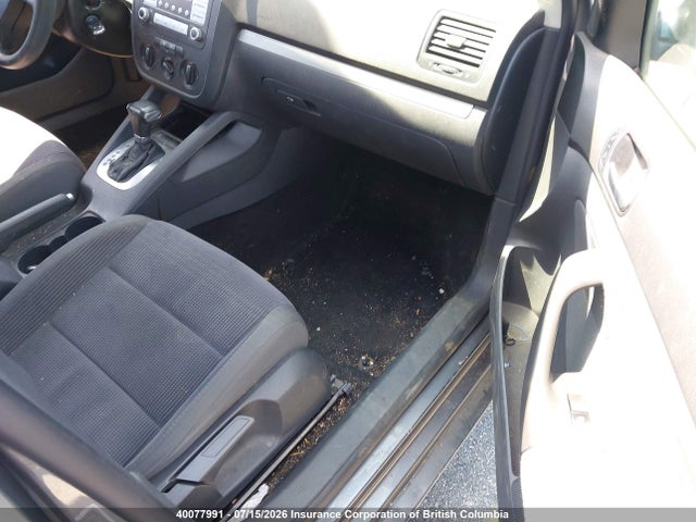 40077991 :رقم المزاد ، 3VWSF81K17M154310 vin ، 2007 Volkswagen Jetta مزاد بيع